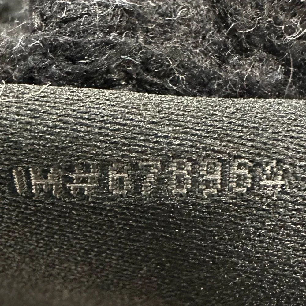 Jordan Boys Black Fleece Joggers Sweatpants - Size Medium (10-12)